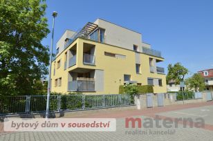 Pozemek pro RD / BD, 727 m2