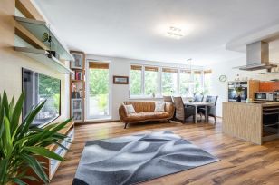 Byt 4+kk, 102 m2 + vlastní garáž