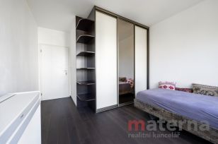 Byt 4+kk, 102 m2 + vlastní garáž