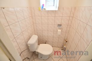 Rodinný dům na pozemku 1455 m2