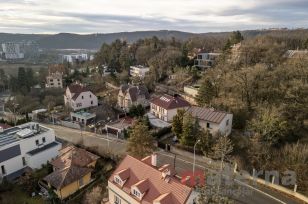 Mezonetový byt 4+kk s garáží