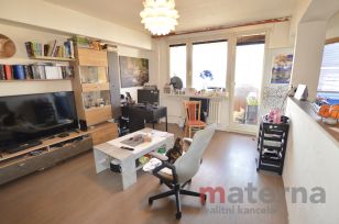 Byt 2+kk, 40 m2 + zasklená lodžie