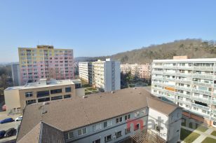 Byt 2+kk, 40 m2 + zasklená lodžie