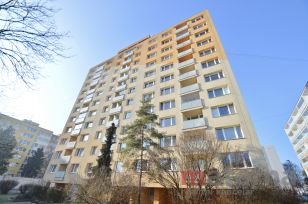Byt 2+kk, 40 m2 + zasklená lodžie