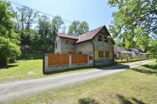 Rodinný dům, pozemek 555 m2
