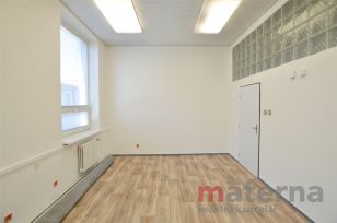 Samostatná kancelář, 18 m2