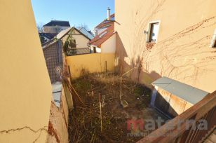 Prodejna 114 m2 + zahrada + sklep