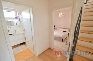 Byt (ŘRD) 4+kk, pozemek 197 m2