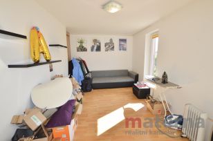 Byt (ŘRD) 4+kk, pozemek 197 m2